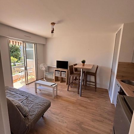 Beau Studio 300 M De La Plage Avec Parking La Ciotat Exterior foto