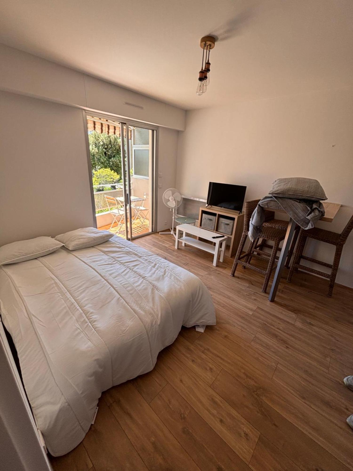 Beau Studio 300 M De La Plage Avec Parking La Ciotat Exterior foto